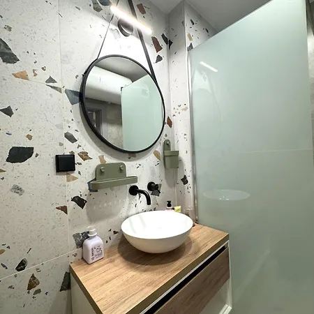 Апартамент Lovemate Space